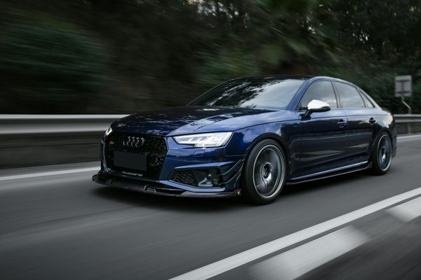 Acheter un minibus d'occasion : conseils et pièges à éviter